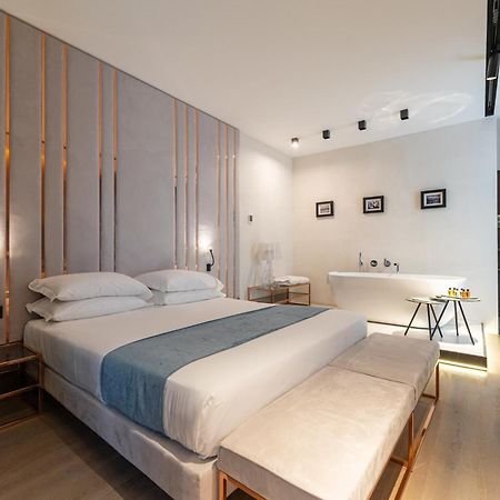 Agra Suites Неаполь Экстерьер фото
