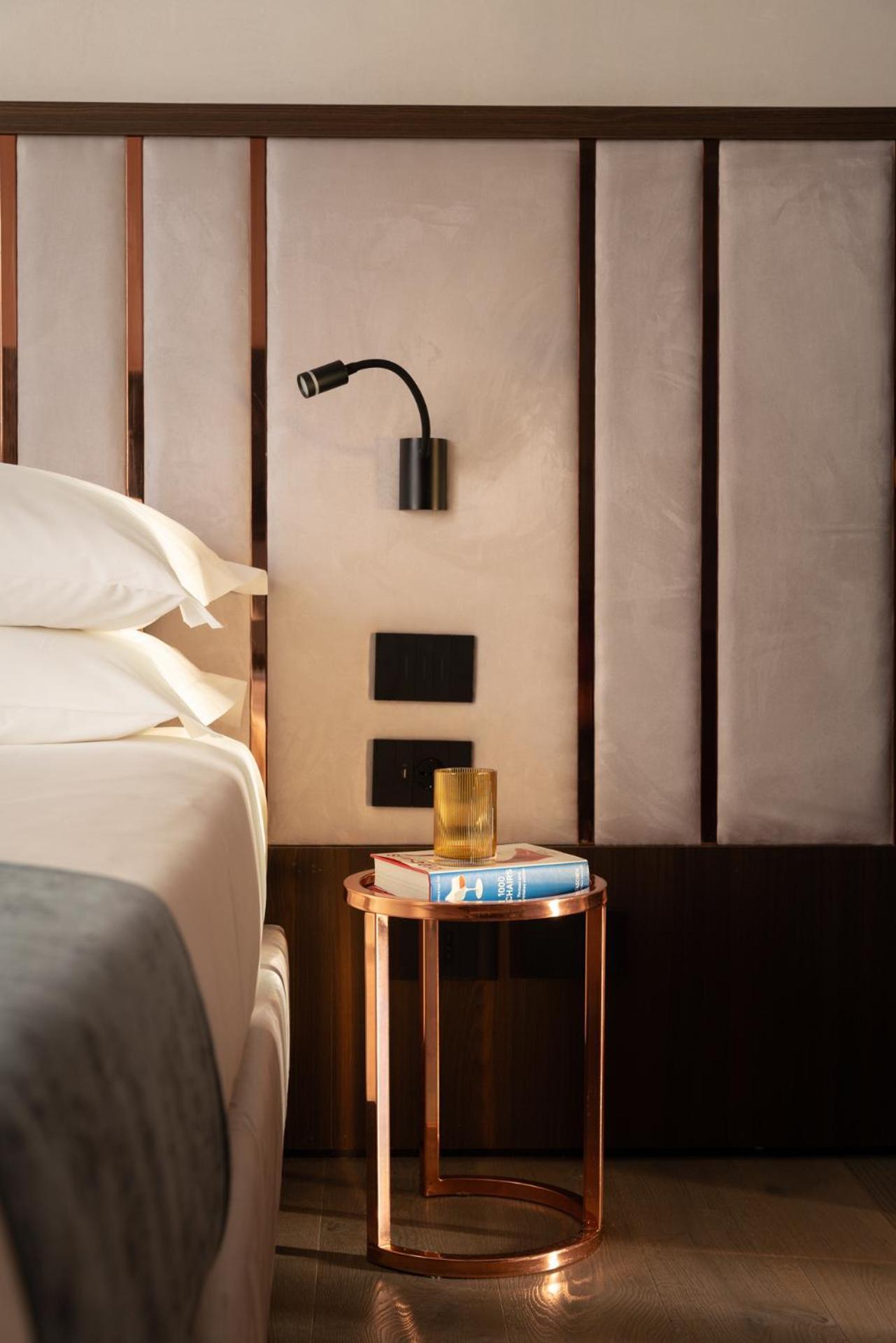 Agra Suites Неаполь Экстерьер фото