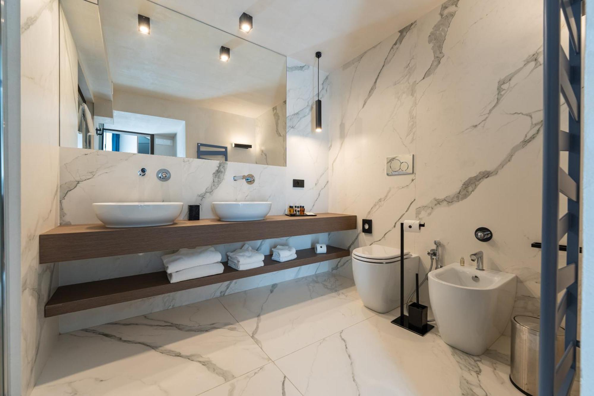 Agra Suites Неаполь Экстерьер фото